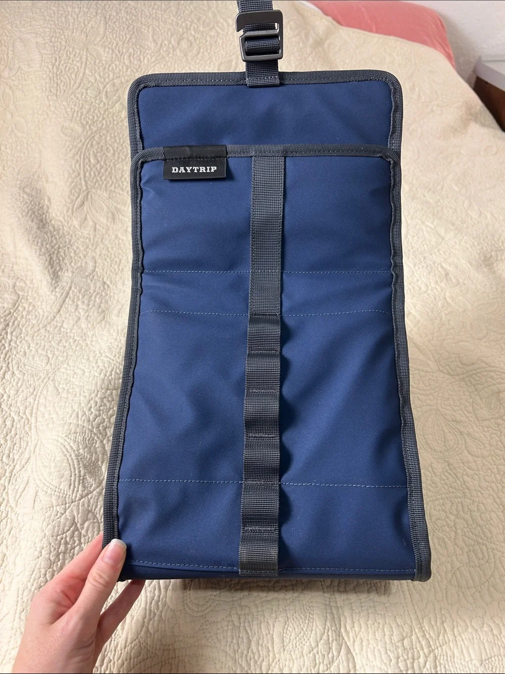 Yeti Navy Blue Insulated Lunch Bag Day Trip
